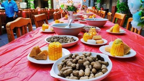 娱乐吃瓜场地图片高清大图